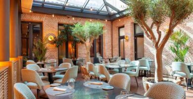 CAMAREROS/AS SALA - 20H - RESTAURANTE CASINO